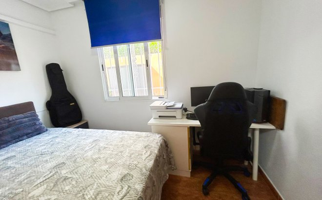 Revente - Appartement -
La Mata - Costa Blanca
