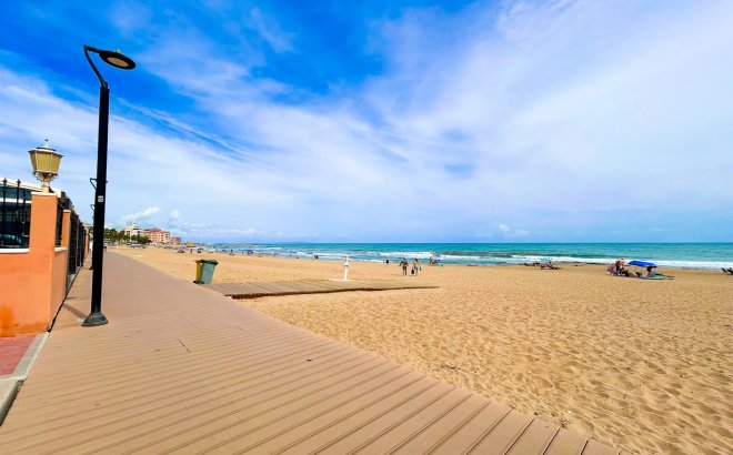 Revente - Appartement -
La Mata - Costa Blanca