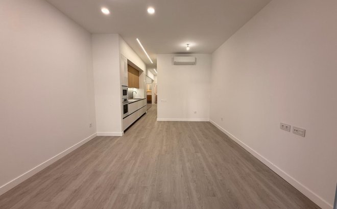 Revente - Appartement -
Torrevieja - Playa del Cura
