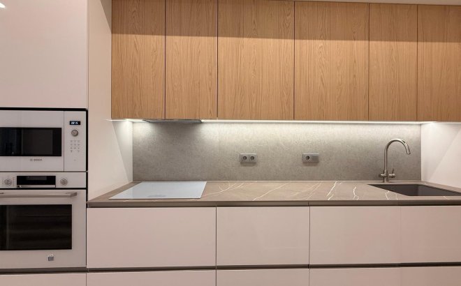 Revente - Appartement -
Torrevieja - Playa del Cura