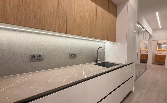 Revente - Appartement -
Torrevieja - Playa del Cura