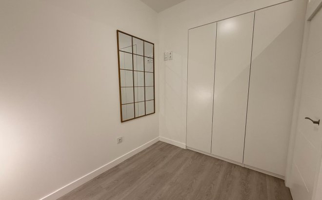 Revente - Appartement -
Torrevieja - Playa del Cura
