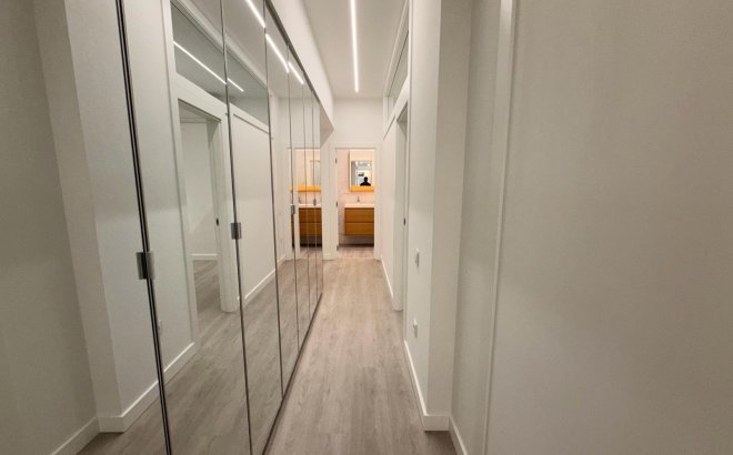 Revente - Appartement -
Torrevieja - Playa del Cura
