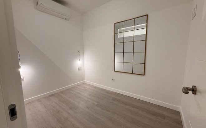 Revente - Appartement -
Torrevieja - Playa del Cura