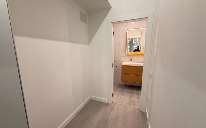 Revente - Appartement -
Torrevieja - Playa del Cura