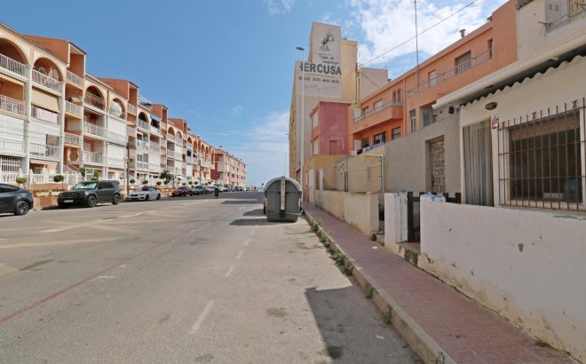 Revente - Appartement -
Torrevieja - La Mata Pueblo