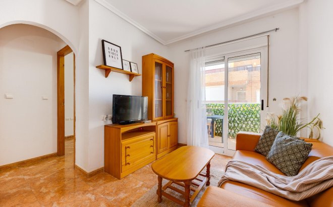 Resale - Apartment -
Torrevieja - Centro
