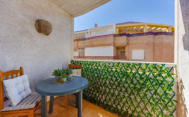 Resale - Apartment -
Torrevieja - Centro