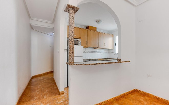 Resale - Apartment -
Torrevieja - Centro