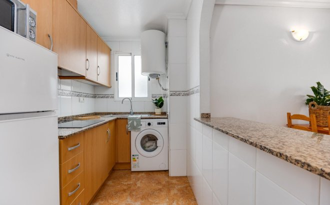 Resale - Apartment -
Torrevieja - Centro