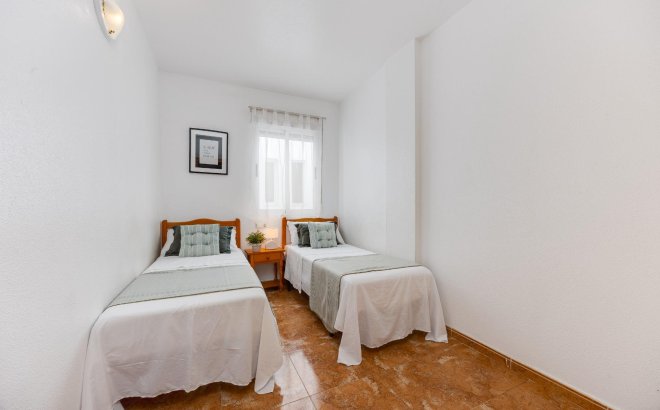Resale - Apartment -
Torrevieja - Centro