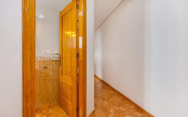 Resale - Apartment -
Torrevieja - Centro