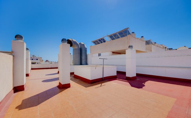 Resale - Apartment -
Torrevieja - Centro