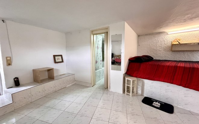 Resale - Villa -
Pinar de Campoverde - Inland
