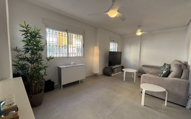 Resale - Town House -
La Zenia - Costa Blanca