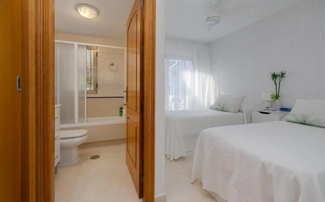 Herverkoop - Penthouse -
Torrevieja - Costa Blanca