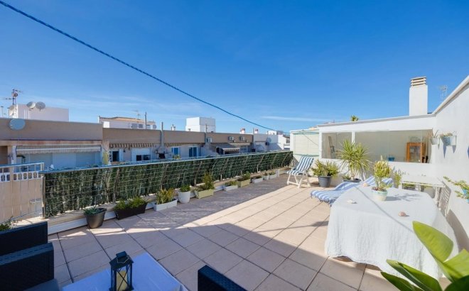Herverkoop - Penthouse -
Torrevieja - Costa Blanca