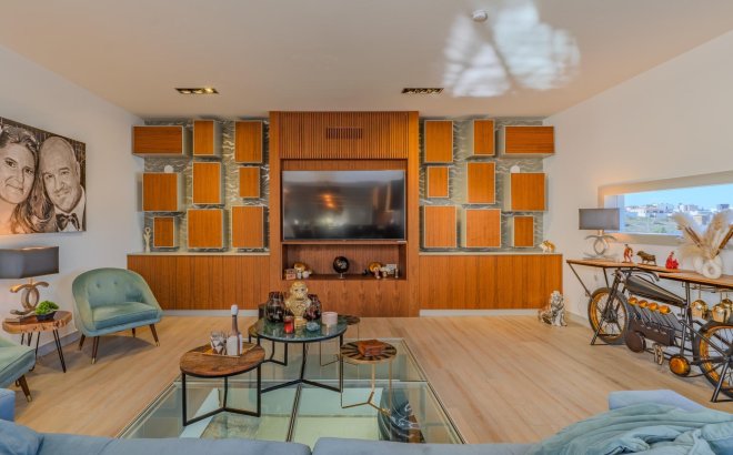 Resale - Villa -
Benijofar - Costa Blanca