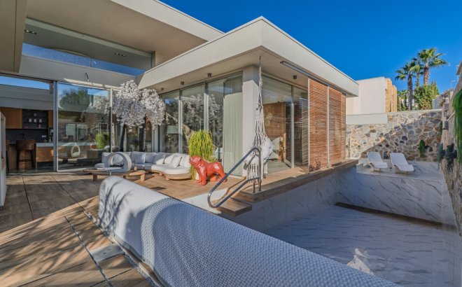 Resale - Villa -
Benijofar - Costa Blanca