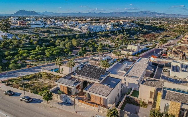 Resale - Villa -
Benijofar - Costa Blanca