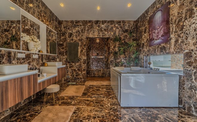 Resale - Villa -
Benijofar - Costa Blanca