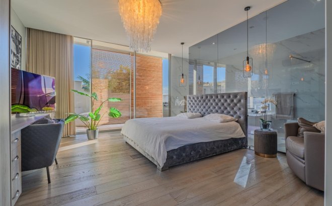 Resale - Villa -
Benijofar - Costa Blanca