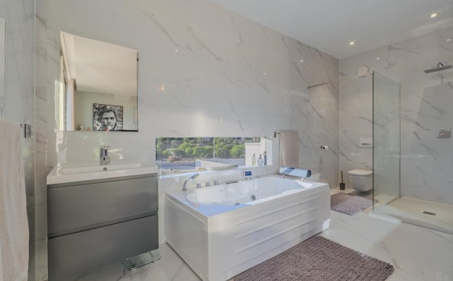 Resale - Villa -
Benijofar - Costa Blanca