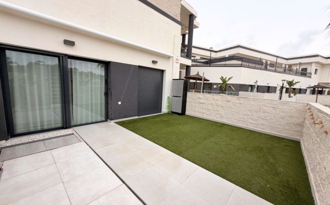 Resale - Apartment -
Lo Crispin - Inland