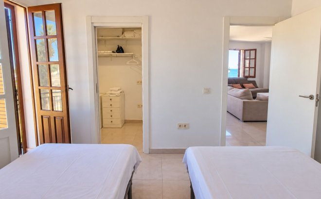 Revente - Appartement -
Orihuela Costa - Costa Blanca