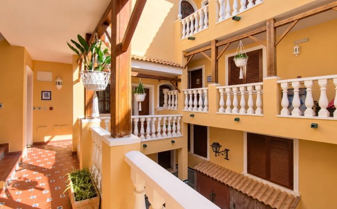 Revente - Appartement -
Orihuela Costa - Costa Blanca