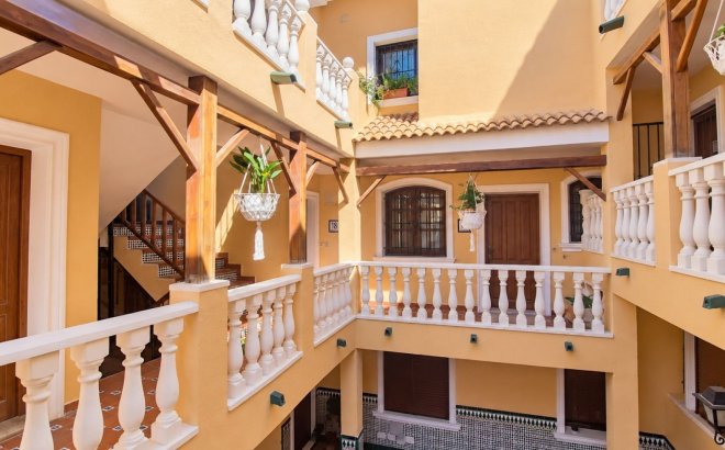 Revente - Appartement -
Orihuela Costa - Costa Blanca
