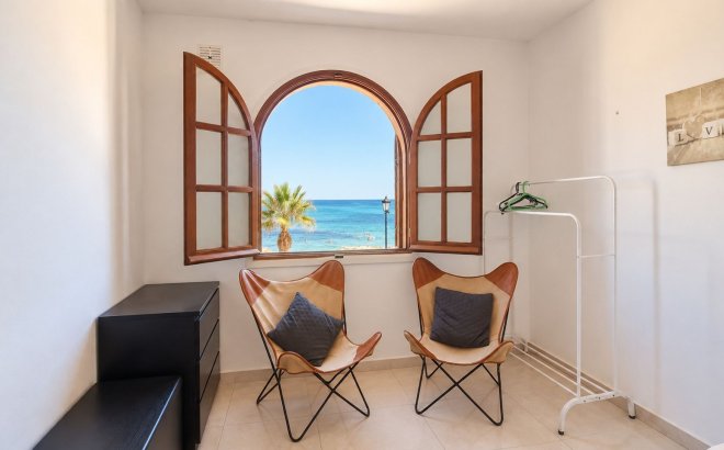 Revente - Appartement -
Orihuela Costa - Costa Blanca