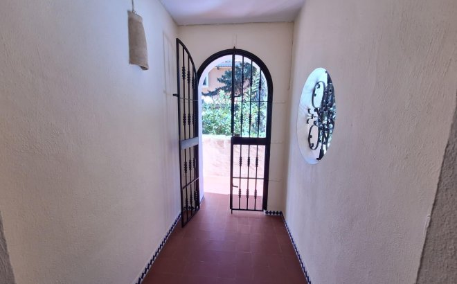 Revente - Appartement -
Torrevieja - Los Frutales