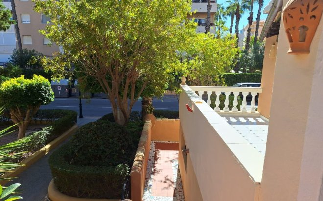 Revente - Appartement -
Torrevieja - Los Frutales