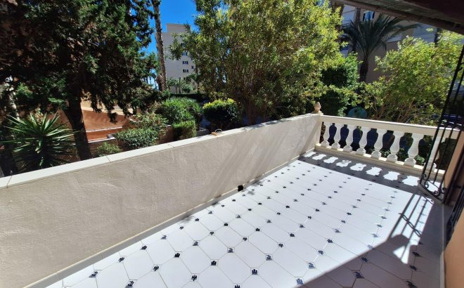 Revente - Appartement -
Torrevieja - Los Frutales