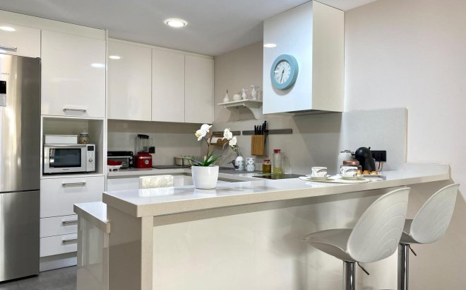 Resale - Bungalow -
Orihuela Costa - Las Ramblas