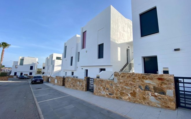 Resale - Bungalow -
Orihuela Costa - Las Ramblas