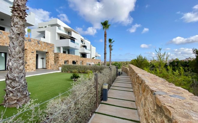 Resale - Bungalow -
Orihuela Costa - Las Ramblas