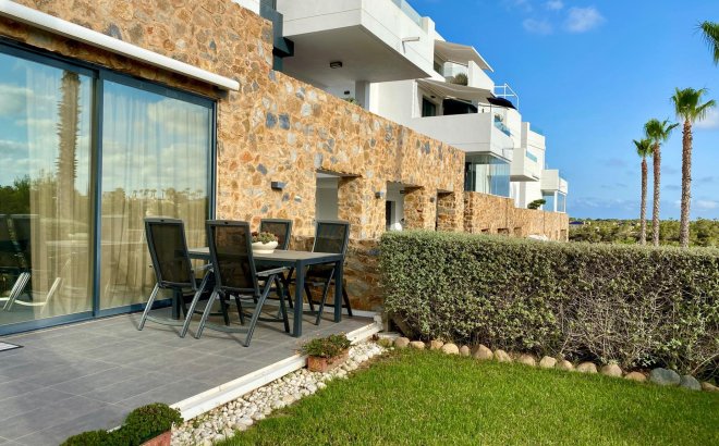 Resale - Bungalow -
Orihuela Costa - Las Ramblas