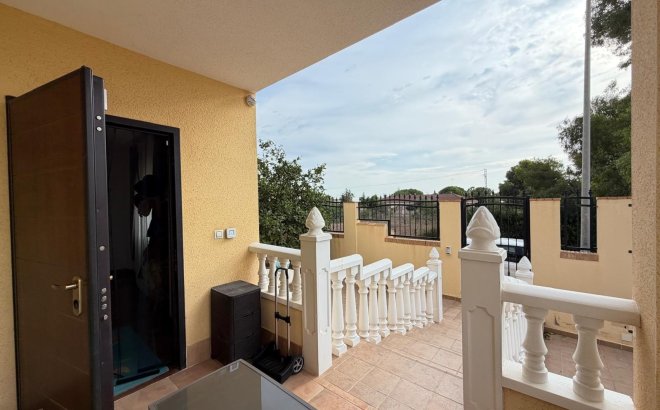 Revente - Villa -
Orihuela Costa - Lomas De Don Juan