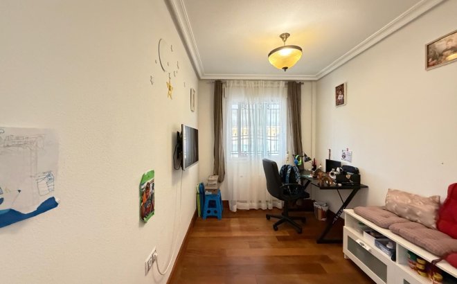 Revente - Villa -
Orihuela Costa - Lomas De Don Juan