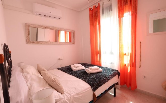 Revente - Appartement -
Orihuela Costa - Costa Blanca