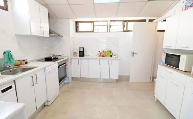 Revente - Town House -
Torrevieja - Playa De Los Naufragos