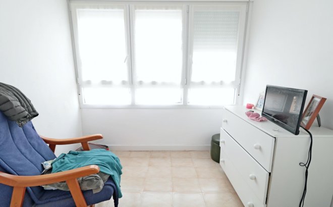 Revente - Town House -
Torrevieja - Playa De Los Naufragos