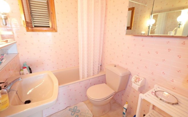 Revente - Town House -
Torrevieja - Playa De Los Naufragos
