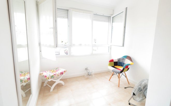 Revente - Town House -
Torrevieja - Playa De Los Naufragos
