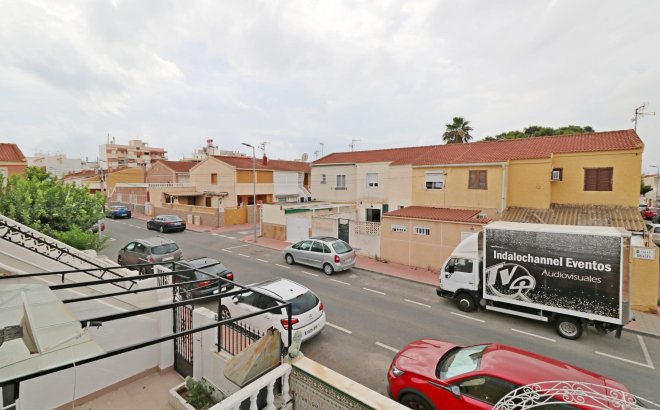 Revente - Town House -
Torrevieja - Playa De Los Naufragos