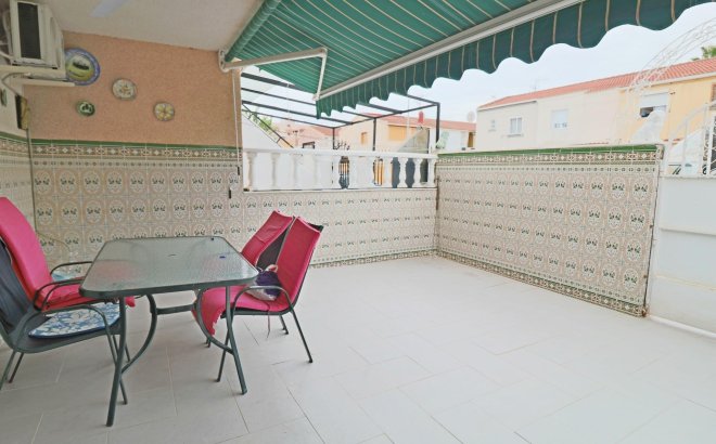 Revente - Town House -
Torrevieja - Playa De Los Naufragos