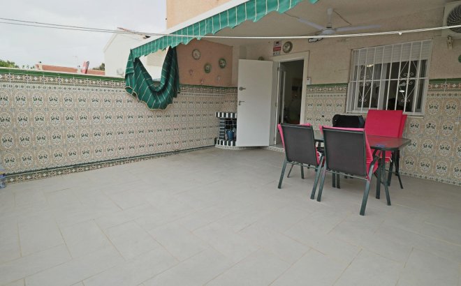 Revente - Town House -
Torrevieja - Playa De Los Naufragos