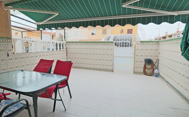 Revente - Town House -
Torrevieja - Playa De Los Naufragos